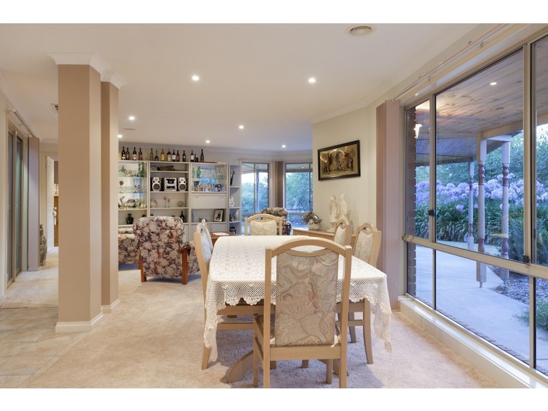 30 Ryan Road, Pakenham VIC 3810