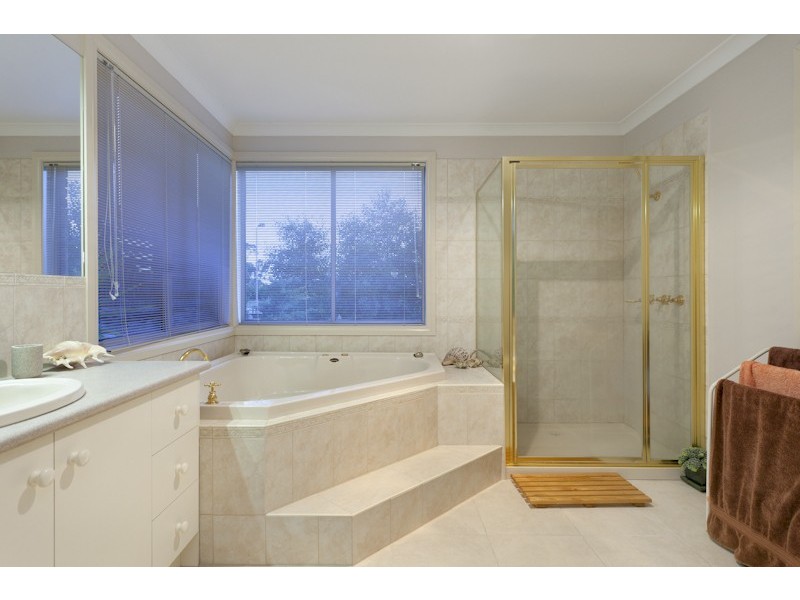 30 Ryan Road, Pakenham VIC 3810