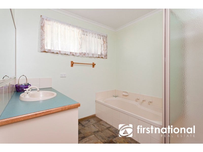 37 Beatties Road, Koo Wee Rup VIC 3981