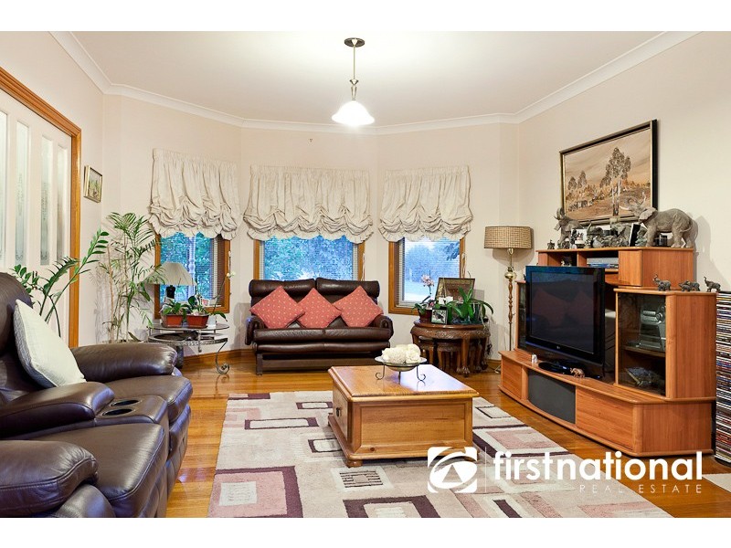 24 Baltaser Drive, Pakenham VIC 3810