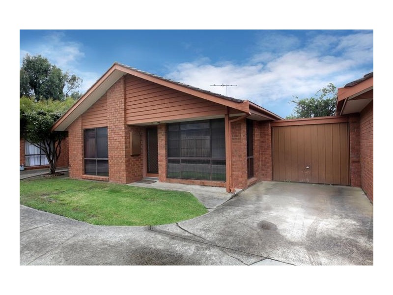 3/3 Jamieson Court, Pakenham VIC 3810