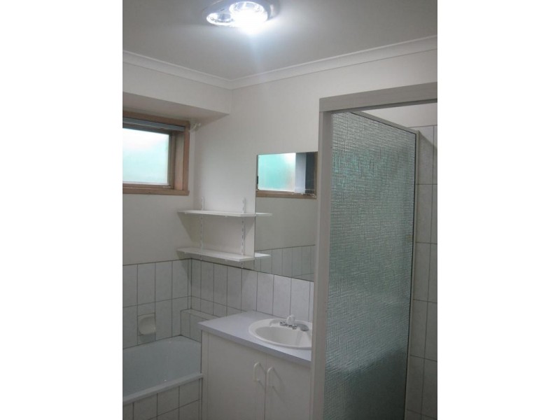 40 Bluegrass Crescent, Pakenham VIC 3810