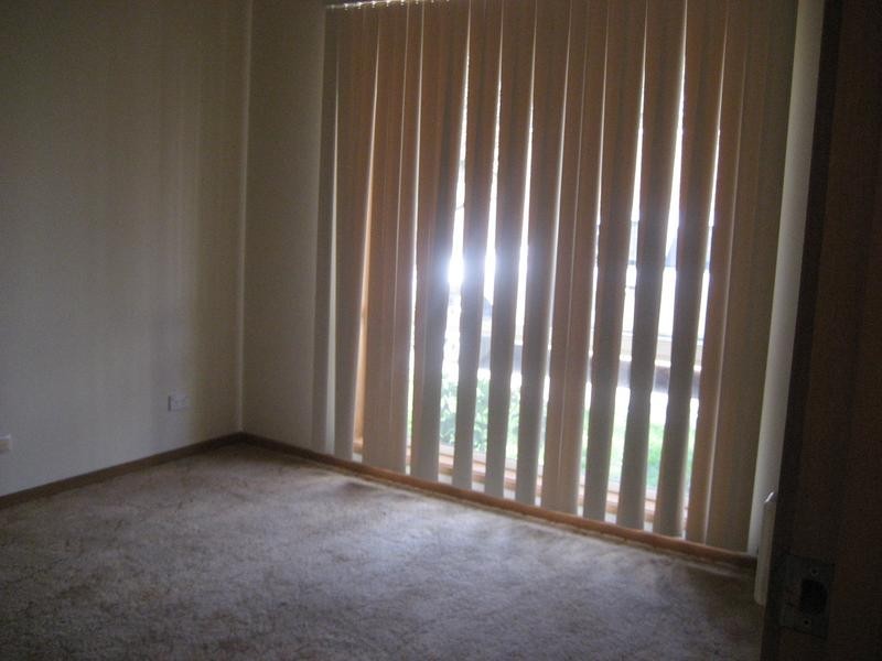 2/3 Osborn Grove, Pakenham VIC 3810