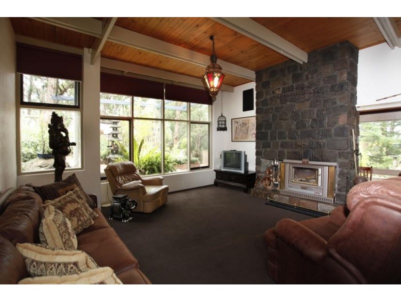 65 Shelton Road, Pakenham Upper VIC 3810