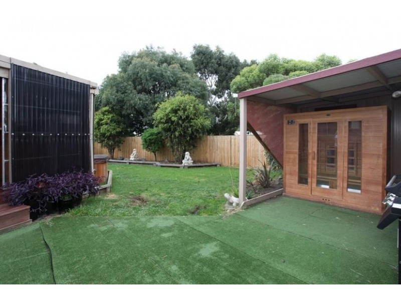 17 McNamara Court, Pakenham VIC 3810