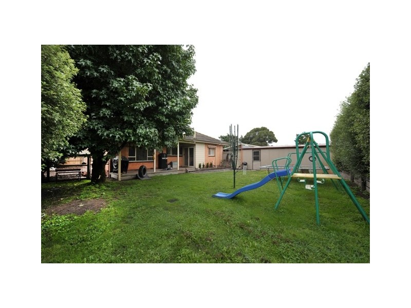 61 Nar Nar Goon Road, Nar Nar Goon VIC 3812