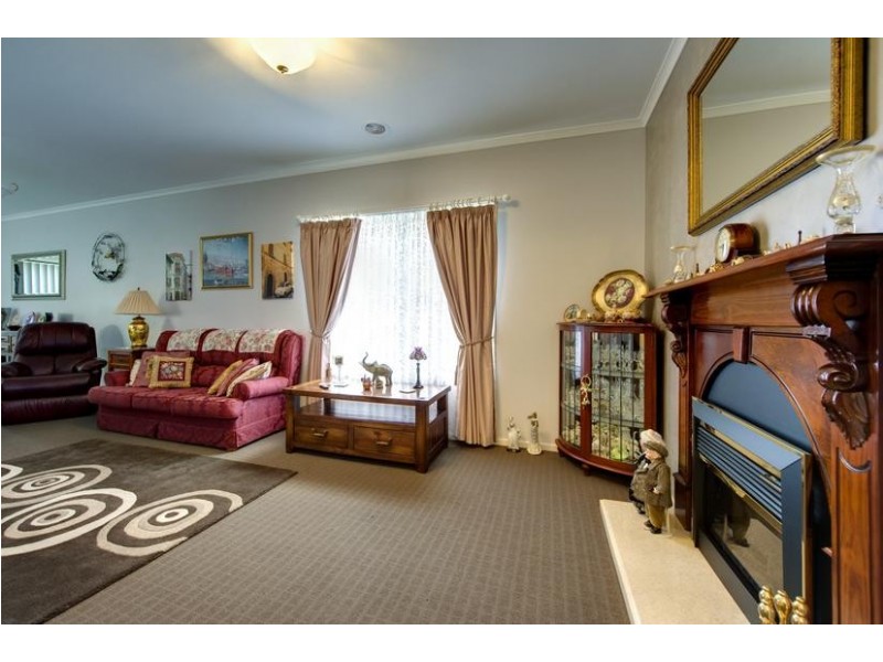 29 Macquarie Circuit, Pakenham VIC 3810