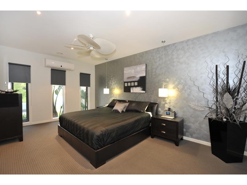 8 Galle Avenue, Officer VIC 3809