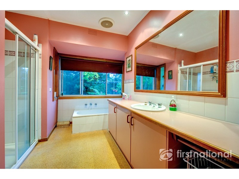 5 – 6 Elrona Court, Pakenham VIC 3810