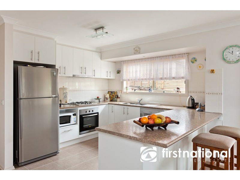 2/39 Tuscany Rise, Pakenham VIC 3810