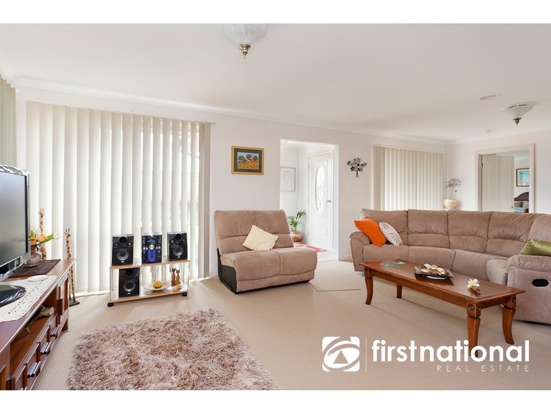 2/39 Tuscany Rise, Pakenham VIC 3810