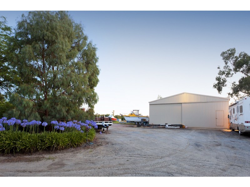 30 Ryan Road, Pakenham VIC 3810