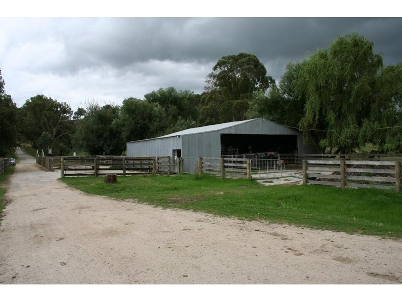 240 Ellis Road, Tonimbuk VIC 3815