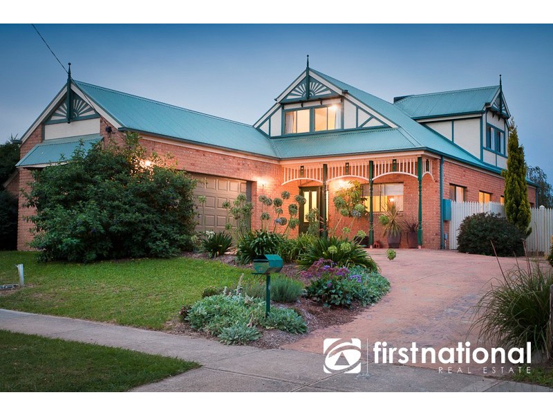 15 Broadhurst Road, Pakenham VIC 3810