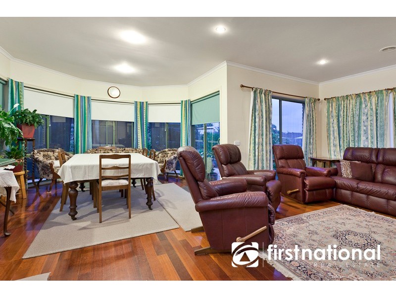 15 Broadhurst Road, Pakenham VIC 3810