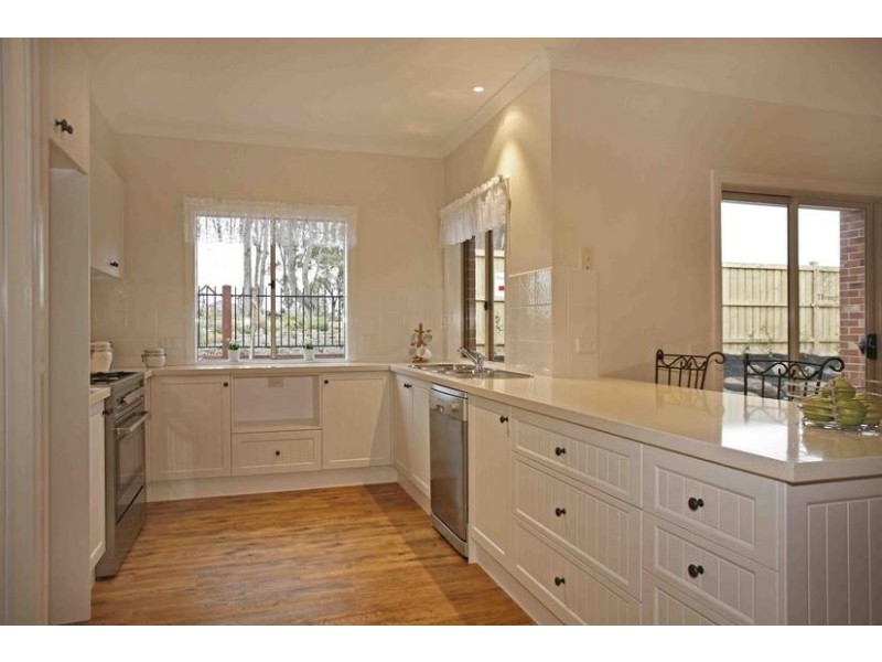 5 Huntingdale Road, Officer VIC 3809