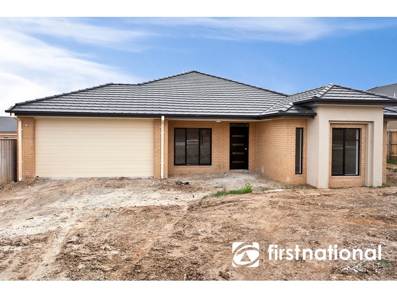 26 LANDY CCT, Pakenham VIC 3810