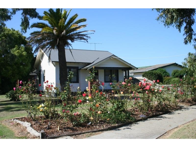 7 Alexander Avenue, Koo Wee Rup VIC 3981