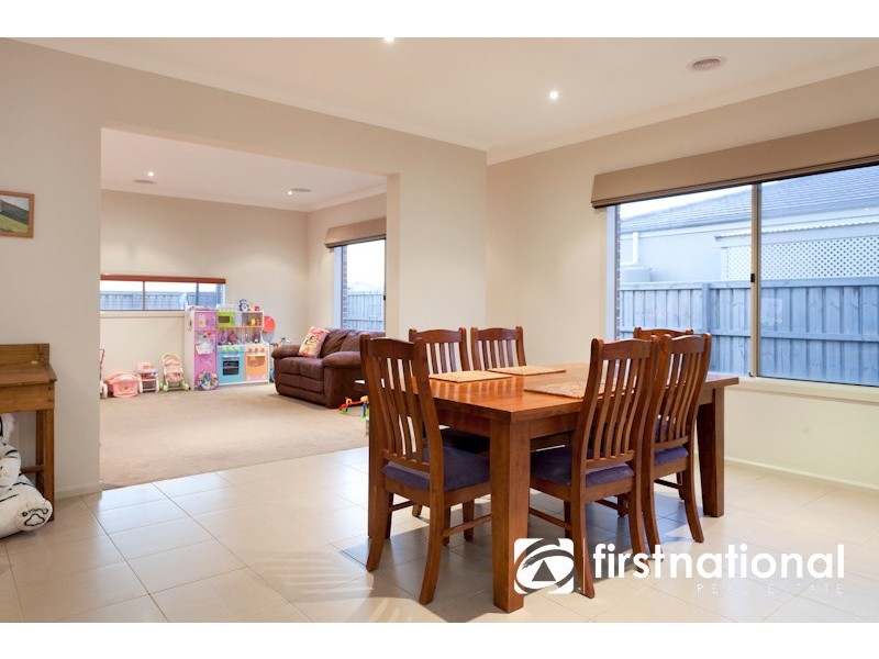 18 Withers Court, Pakenham VIC 3810