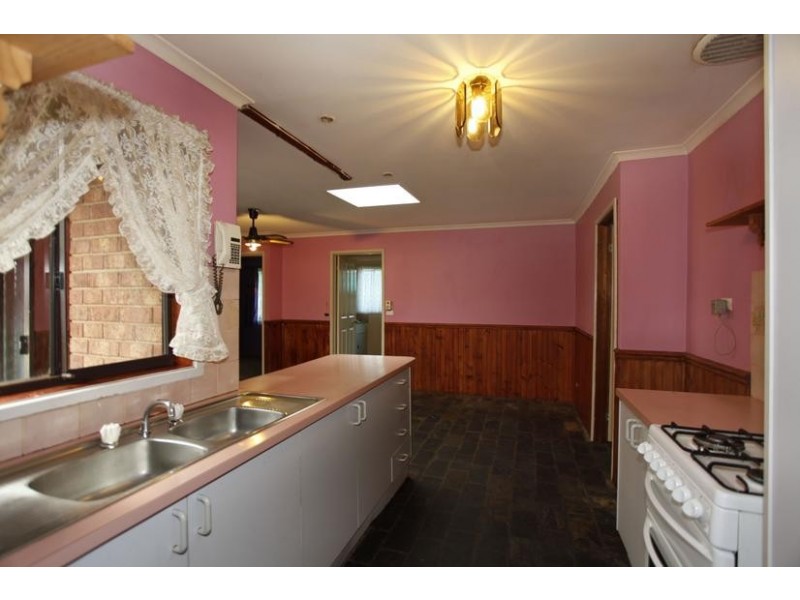 3 Hennessy Street, Pakenham VIC 3810