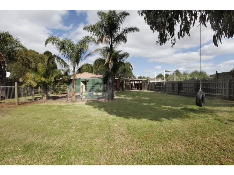 3 Hennessy Street, Pakenham VIC 3810