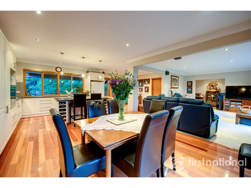 5-6 Elrona Court, Pakenham VIC 3810