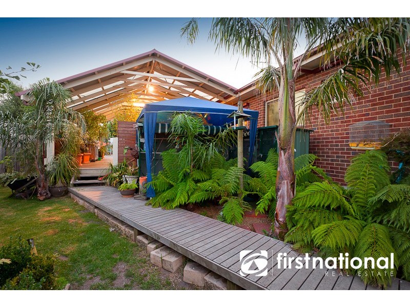 24 Baltaser Drive, Pakenham VIC 3810