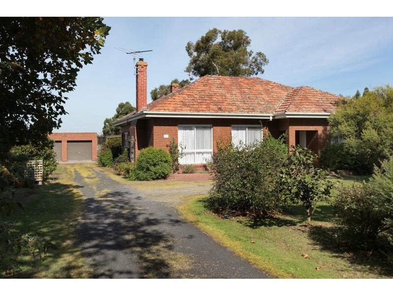 39 Carney Street, Nar Nar Goon VIC 3812