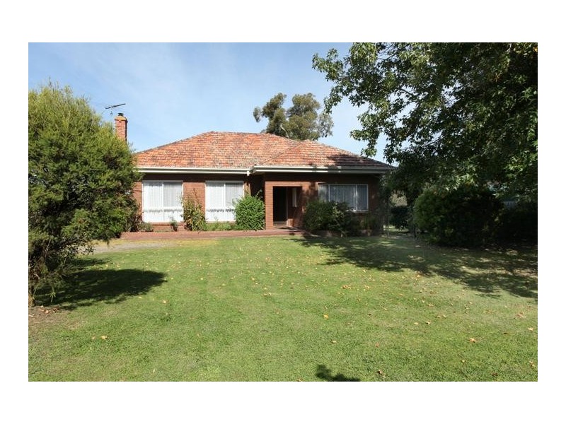 39 Carney Street, Nar Nar Goon VIC 3812