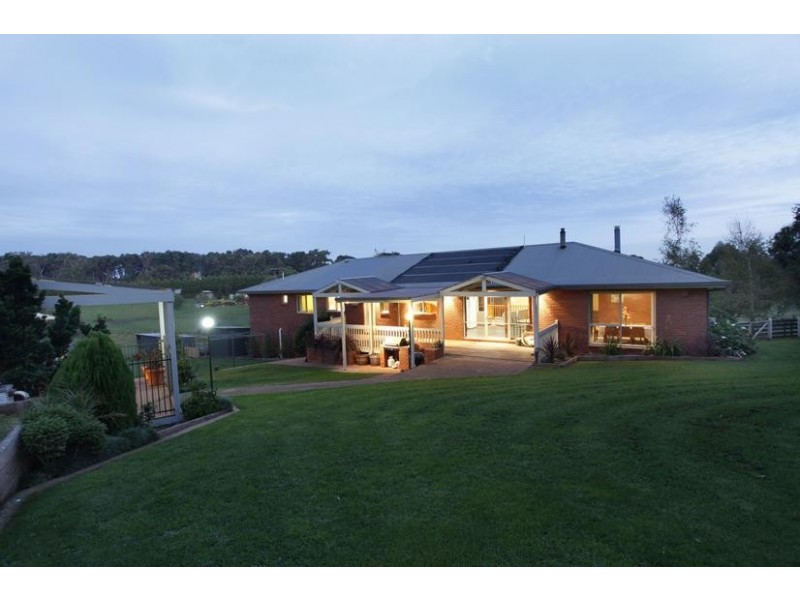 5 Bayard Drive, Pakenham Upper VIC 3810