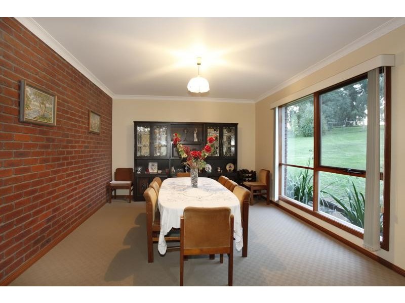 5 Bayard Drive, Pakenham Upper VIC 3810