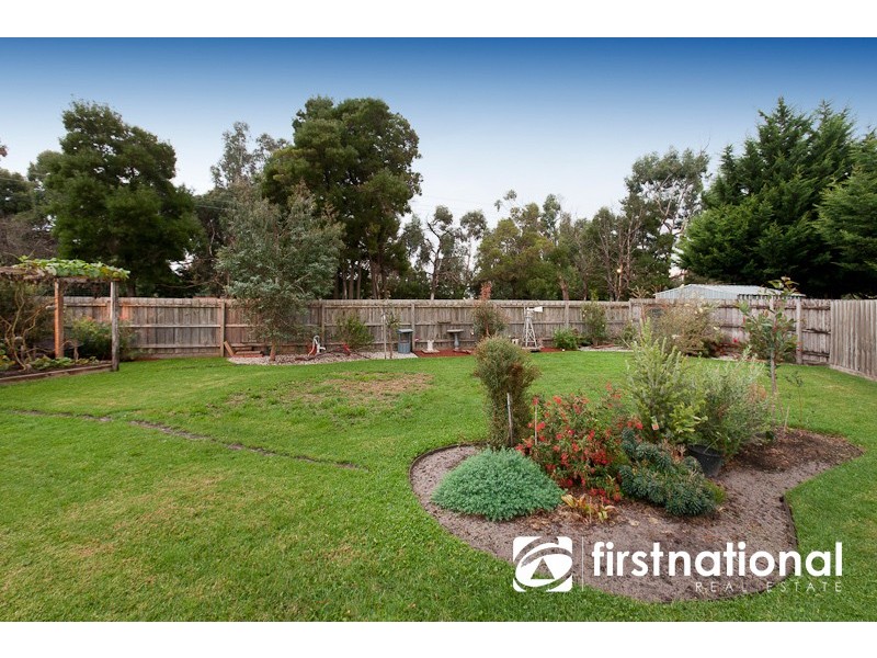 37 Maria Crescent, Pakenham VIC 3810