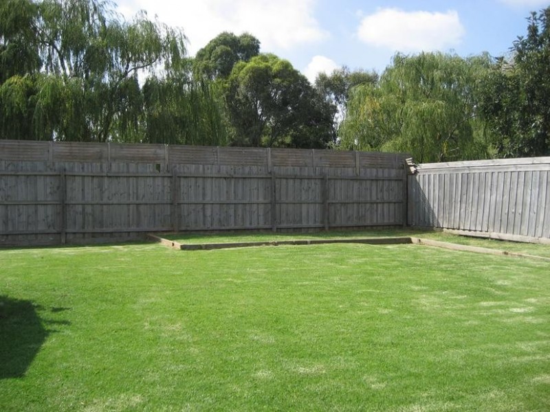 40 Pommel Street, Pakenham VIC 3810