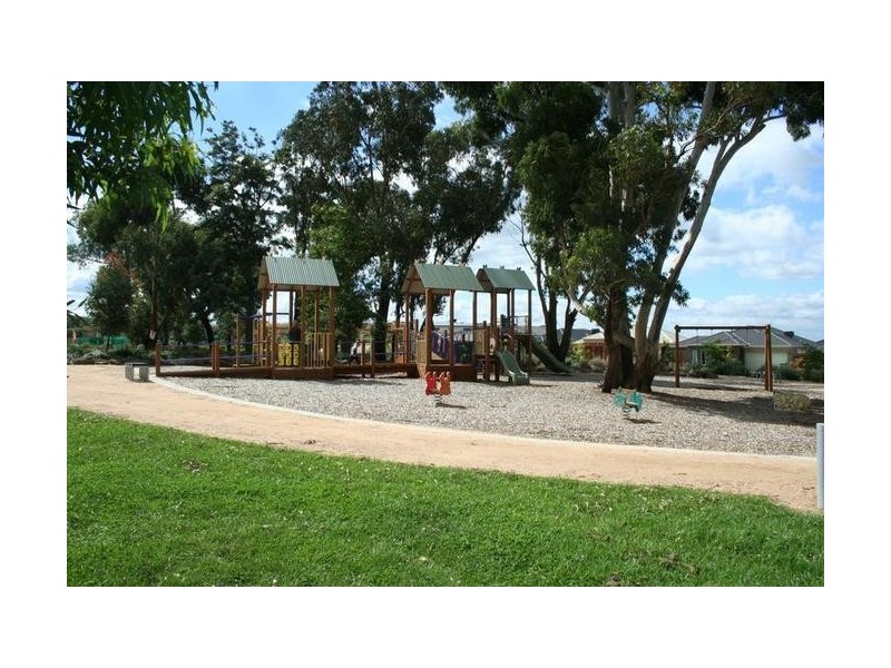 Lot Lot 526, 19 Harvest Road, Officer VIC 3809