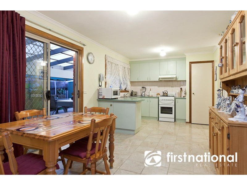 37 Maria Crescent, Pakenham VIC 3810