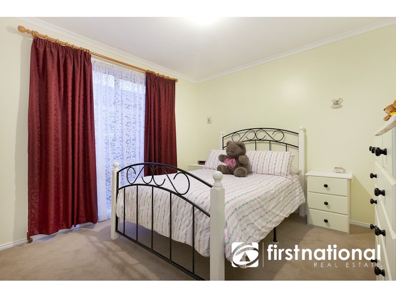 37 Maria Crescent, Pakenham VIC 3810