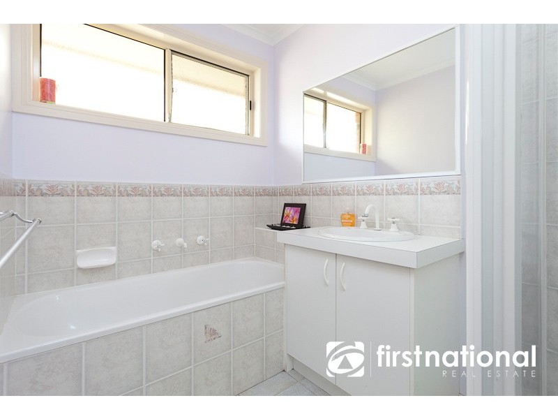 80 McGregor Road, Pakenham VIC 3810