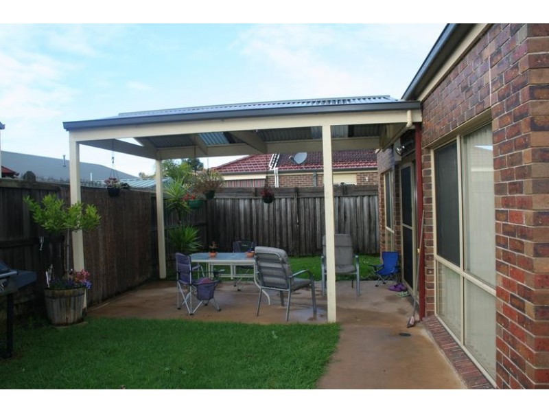 4 Spring Circuit, Pakenham VIC 3810