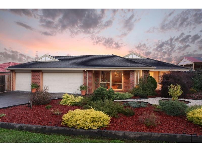 5 Windsor Drive, Beaconsfield VIC 3807