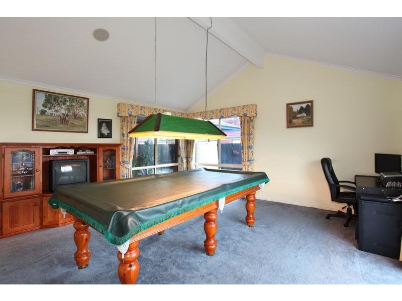 5 Windsor Drive, Beaconsfield VIC 3807