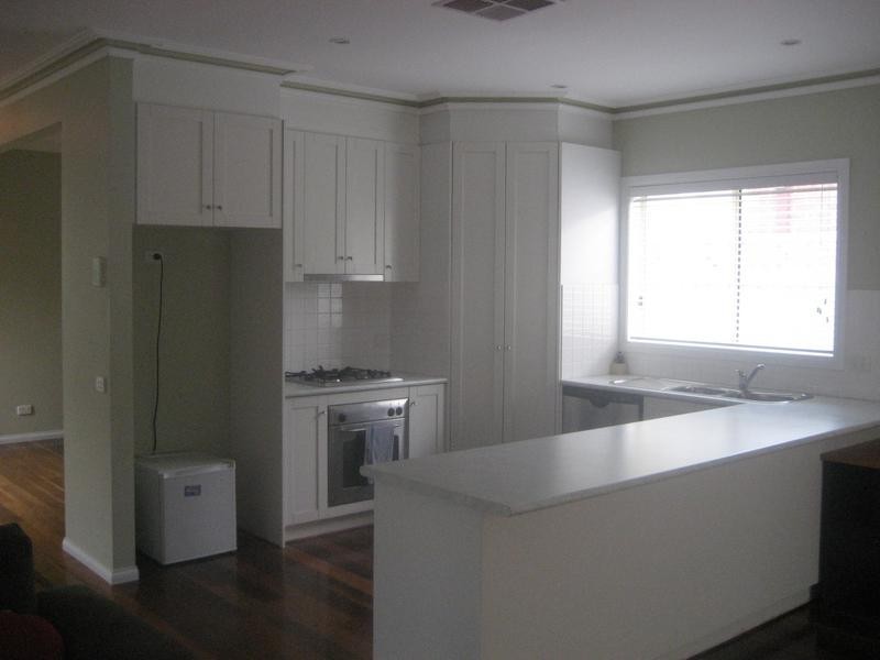 12 Cathedral Place, Pakenham VIC 3810