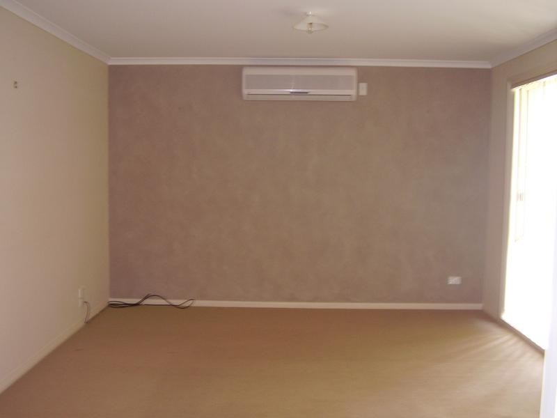 10 Darvell Court, Pakenham VIC 3810
