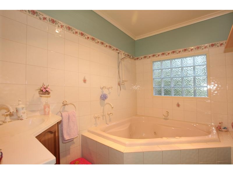 51 A’Beckett Road, Bunyip VIC 3815