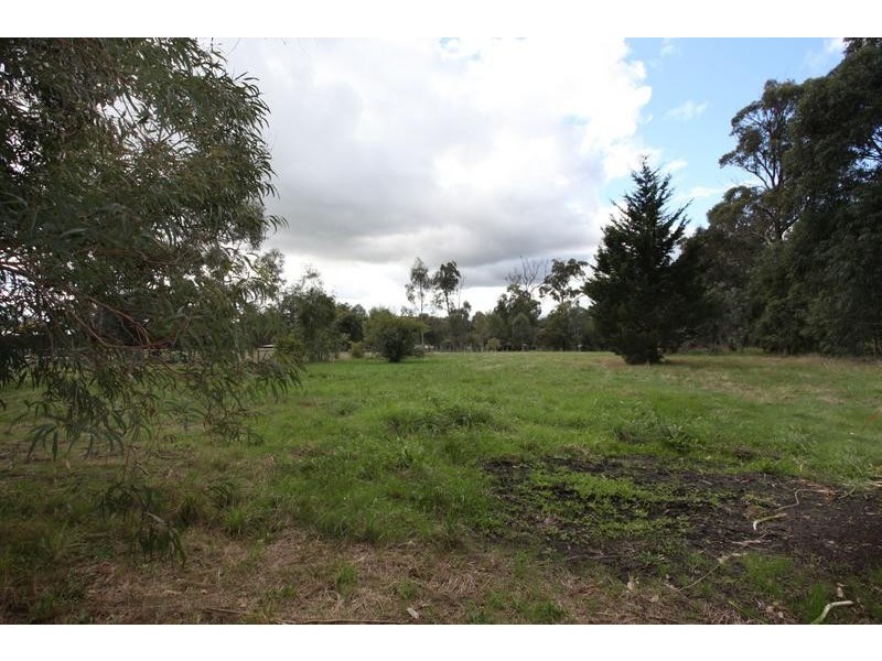 51 A’Beckett Road, Bunyip VIC 3815