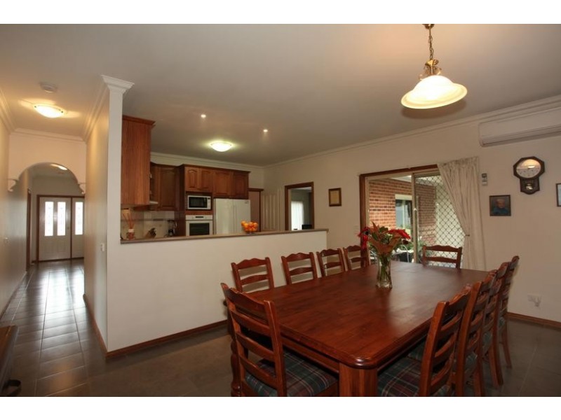 44 Seymour Road, Nar Nar Goon North VIC 3812