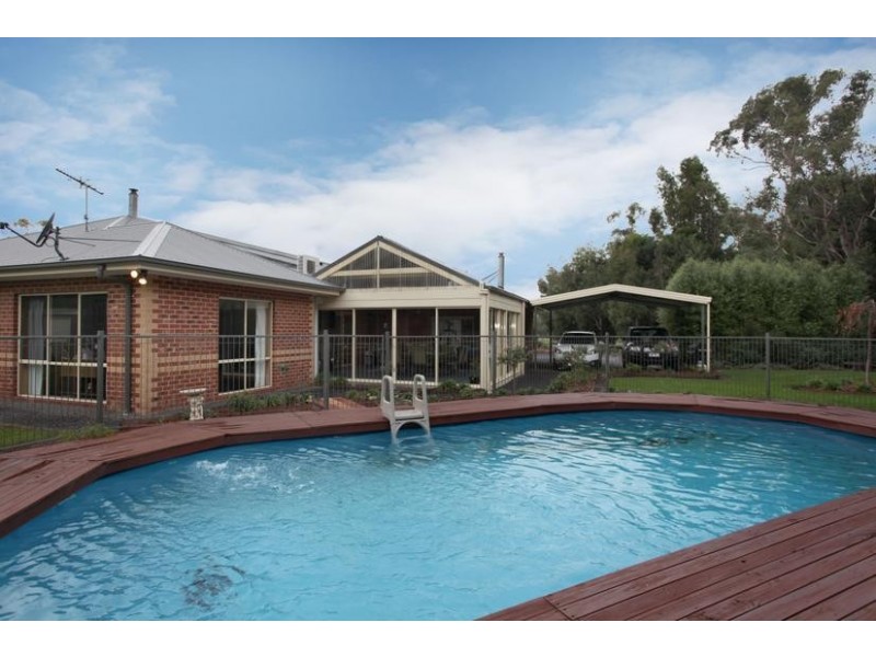 44 Seymour Road, Nar Nar Goon North VIC 3812