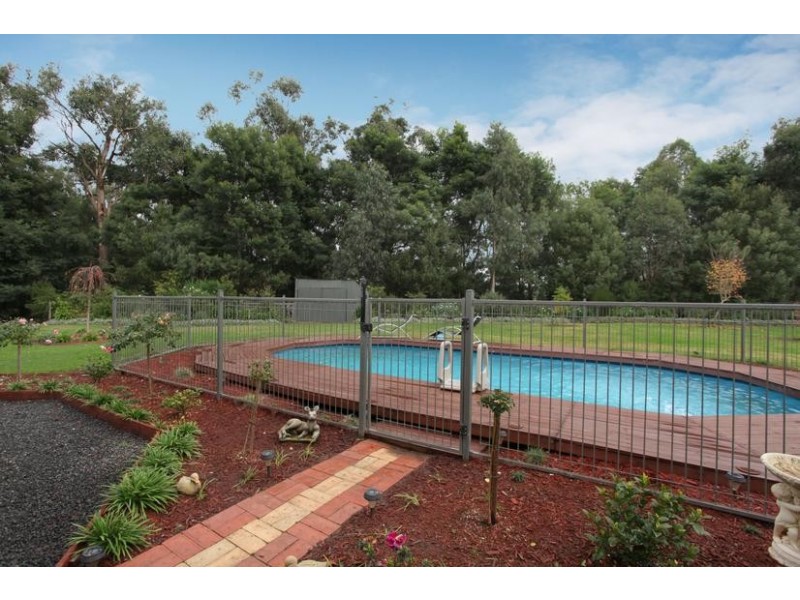 44 Seymour Road, Nar Nar Goon North VIC 3812