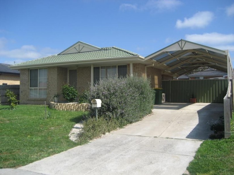 10 Darvell Court, Pakenham VIC 3810