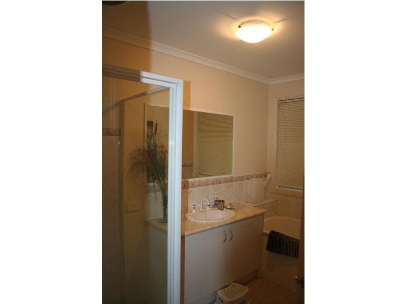 10 Darvell Court, Pakenham VIC 3810