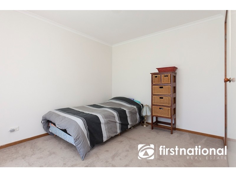 1/2-4 Racecourse Road, Nar Nar Goon VIC 3812